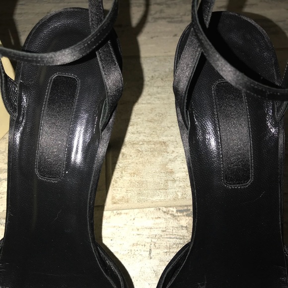 Giorgio Armani Black Chanel Heels - Picture 5 of 9